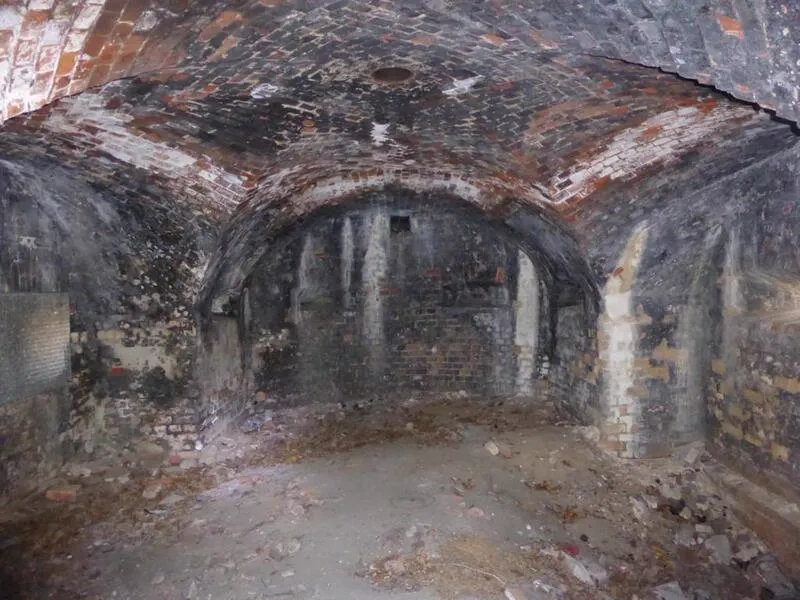 Gewölbekeller, wie er als Fledermaus-Winterquartier hergerichtet wird